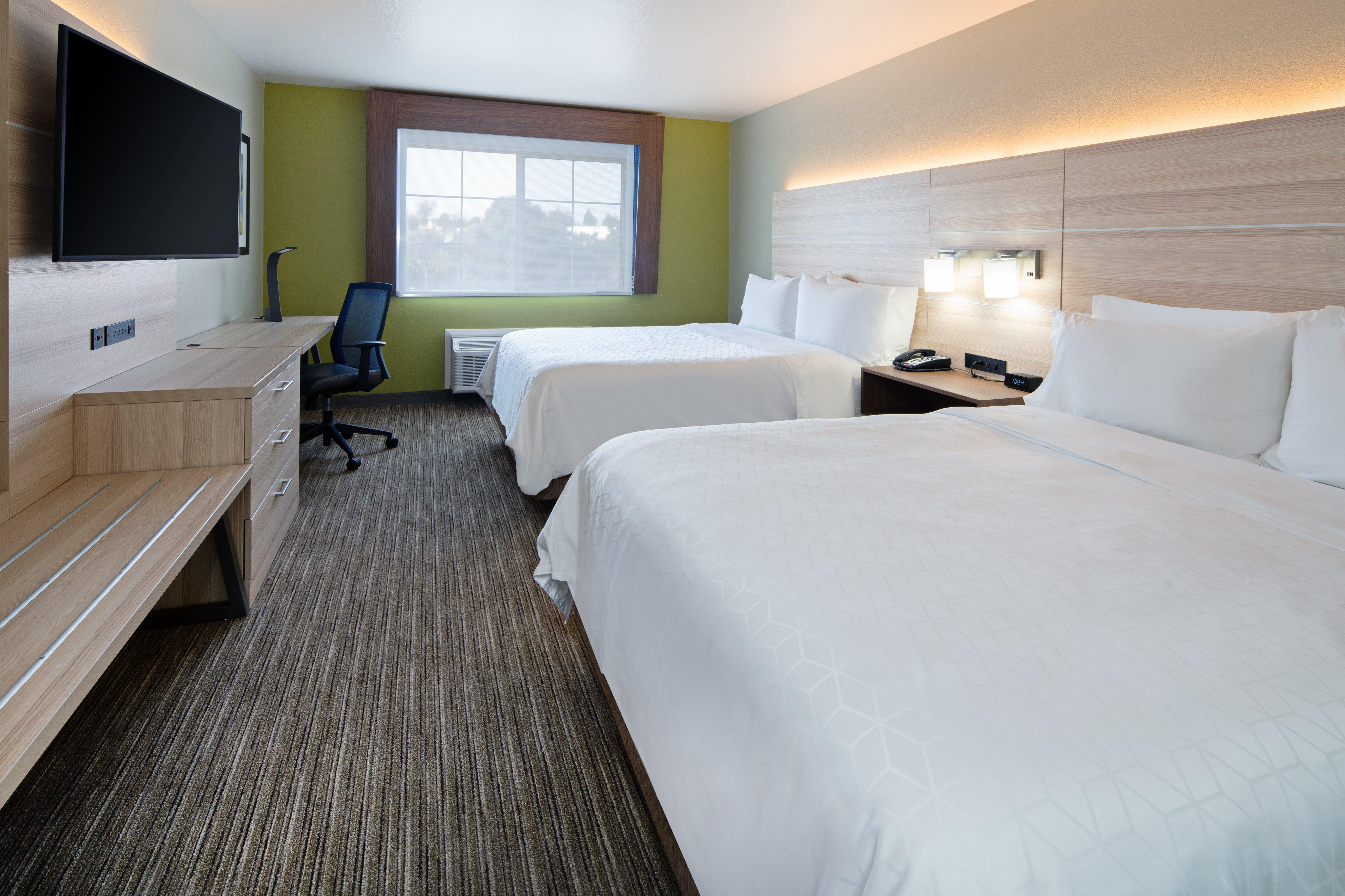 Holiday Inn Express & Suites Watsonville By Ihg Exterior photo